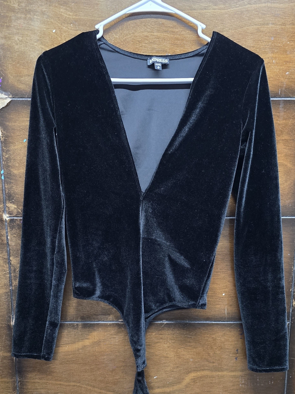Express Black Velvet Long-Sleeve V-Neck Bodysuit Small